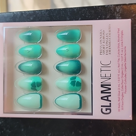 NIB Set Of Three Glamnetic Press On Nails Summer Edition - Picture 2 of 12